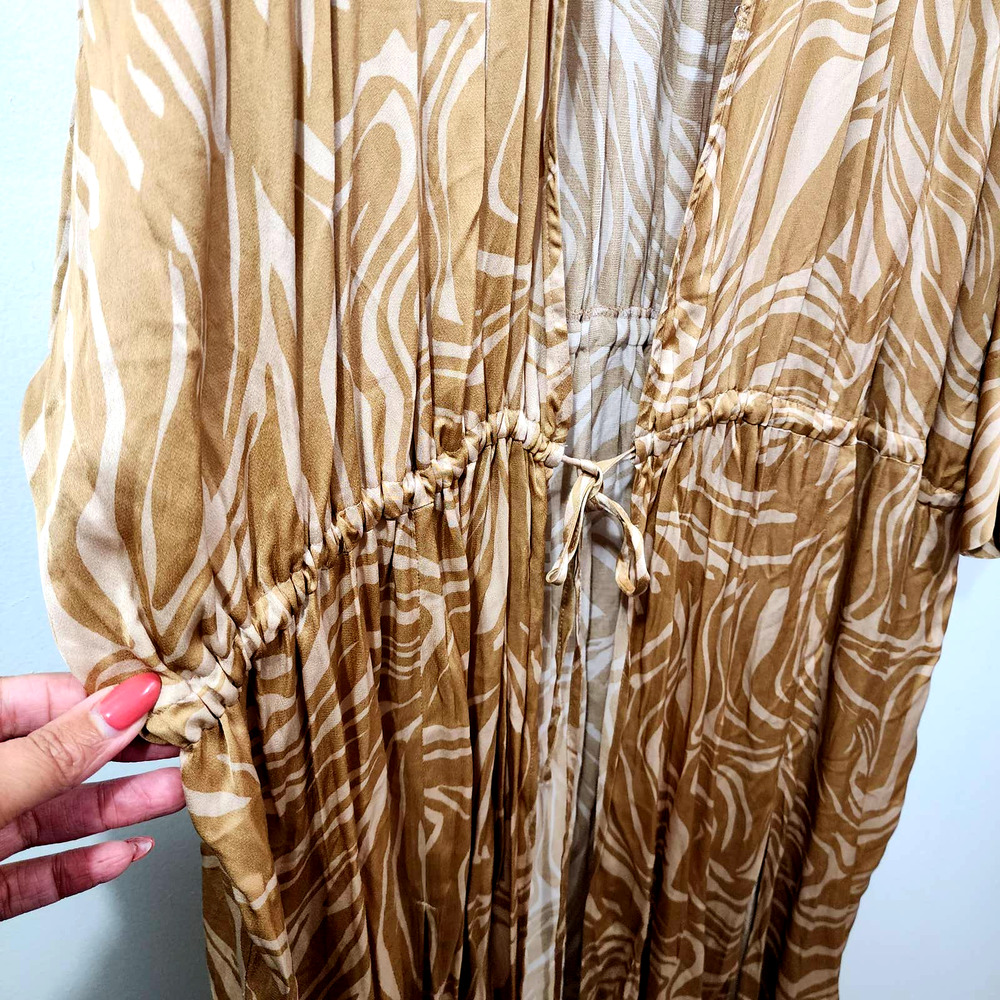 H&M Tan Patterned Jacket - Picture 6 of 10